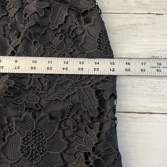 AMERICAN EAGLE‎ LACEY SKIRT - Picture 3 of 5